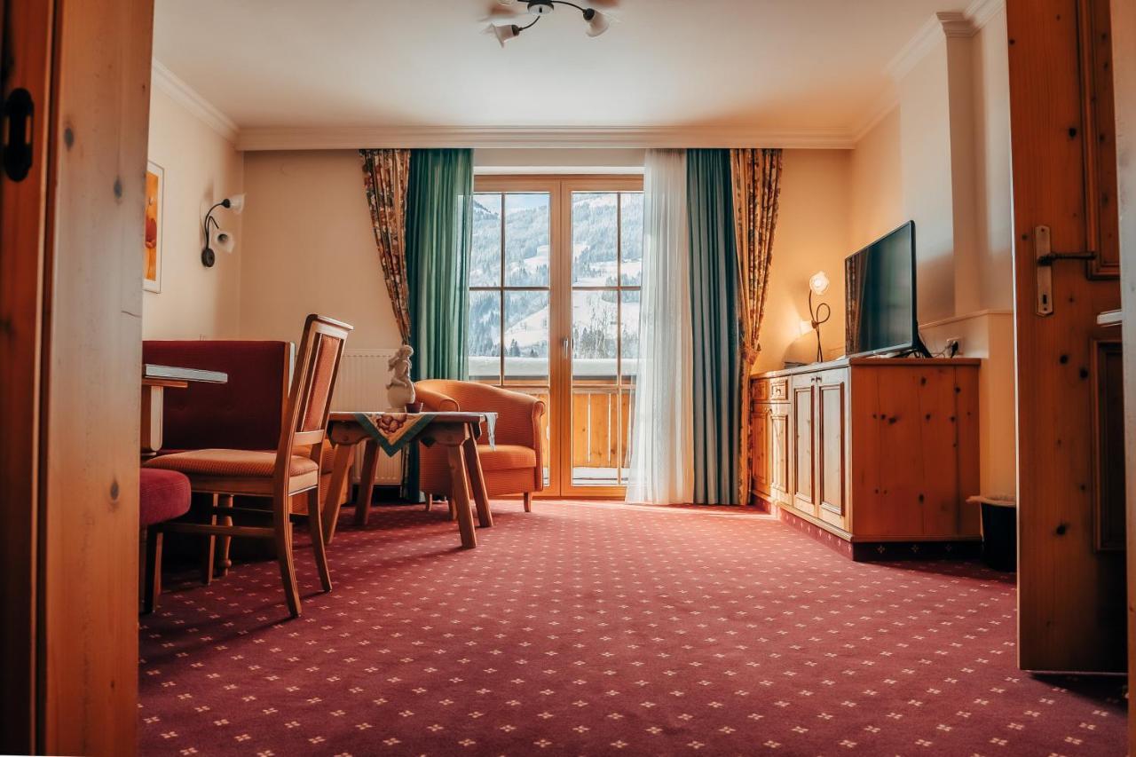 Post Post Hotel - Alpine Boutique Hotel & Spa Bad Hofgastein Bagian luar foto